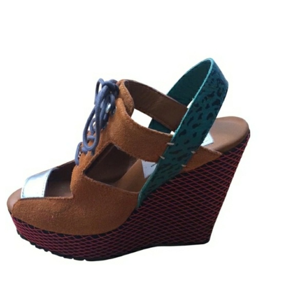 Multicolor suede sandals - Picture 3 of 3